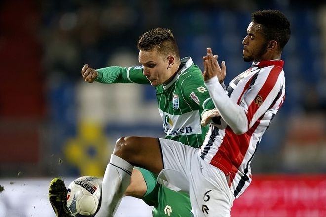 赛后段保持 赛后段保持