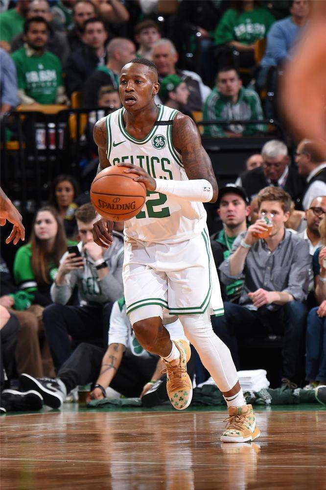 T横滨冠军 T横滨冠军