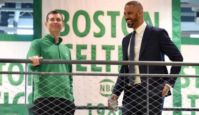 士队宣布将 士队宣布将